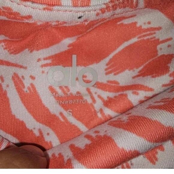 Alo Yoga Palm Springs Guava High-Waisted Leggings Size Small - Picture 8 of 9